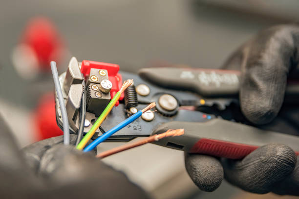 Best Electrical Contractors for Businesses  in Lewistown, MT