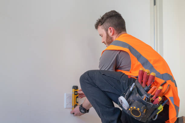 Best Emergency Electrical Repair  in Lewistown, MT